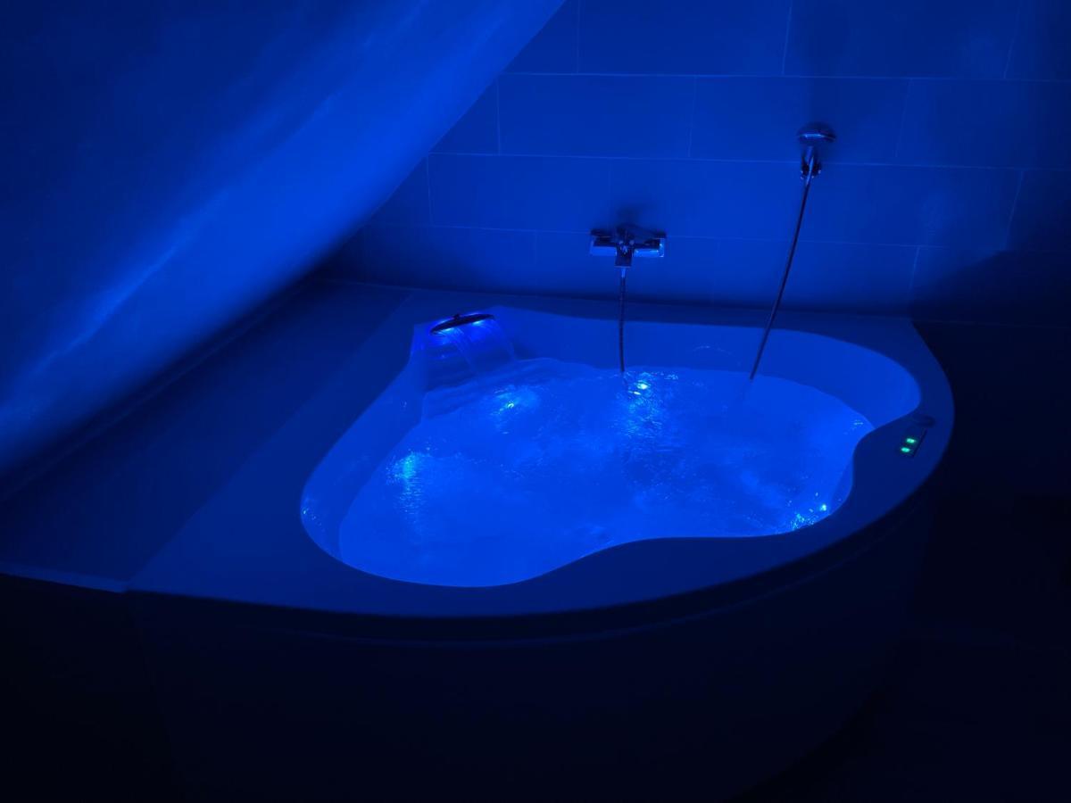 Le Nid D'Amour 2Pers / Wifi / Sauna Houssen المظهر الخارجي الصورة